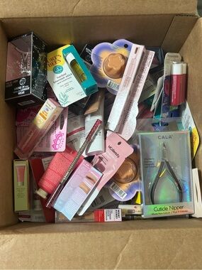 Beauty and makeup bundle